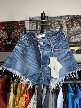 Moussy Vintage Ticaboo Denim Cutoff Shorts High Rise Frayed Hem 110 Blue Wash